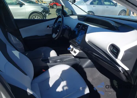 2017 Toyota Prius Two z USA, uszkodzony, nr VIN JTDKBRFUXH3545733